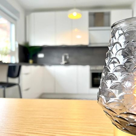 Comfy Apartment Mit Garten In Koeln ภายนอก รูปภาพ